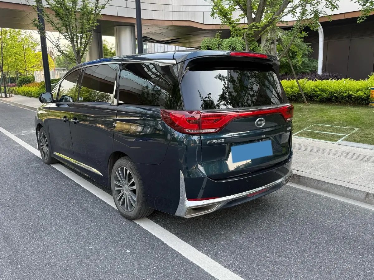 2021 GAC Trumpchi M8 2.0T 252HP L4 8AT,autocango,china used car exporter,china ev exporter,chinese used car exporter,chinese used ev exporter