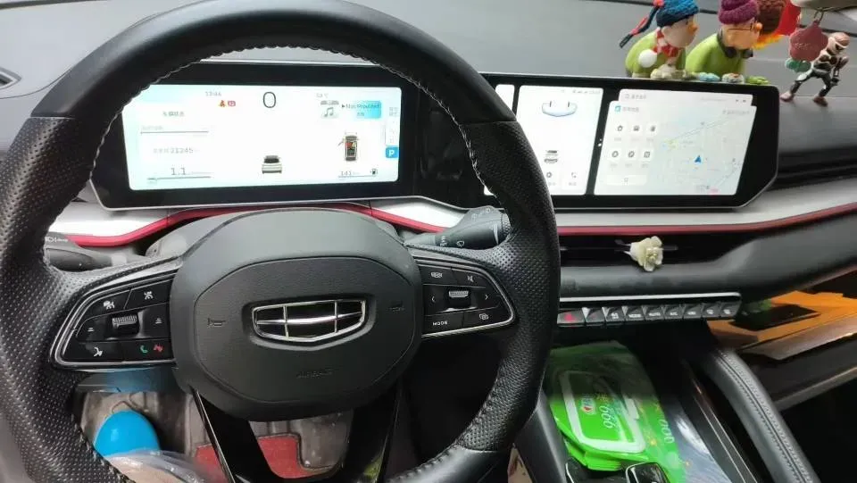 2023 Geely Coolray 1.5T 181HP L4 7DCT,autocango,china used car exporter,china ev exporter,chinese used car exporter,chinese used ev exporter