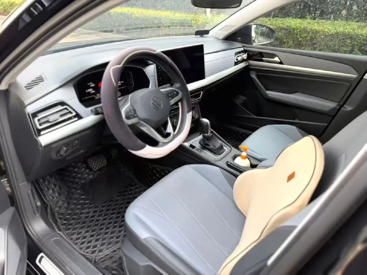 2023 Volkswagen Lavida 1.5L 113HP L4 6AT,autocango,china used car exporter,china ev exporter,chinese used car exporter,chinese used ev exporter