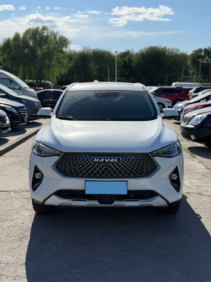 2021 Haval F7 1.5T 169HP L4 7DCT,autocango,china used car exporter,china ev exporter,chinese used car exporter,chinese used ev exporter
