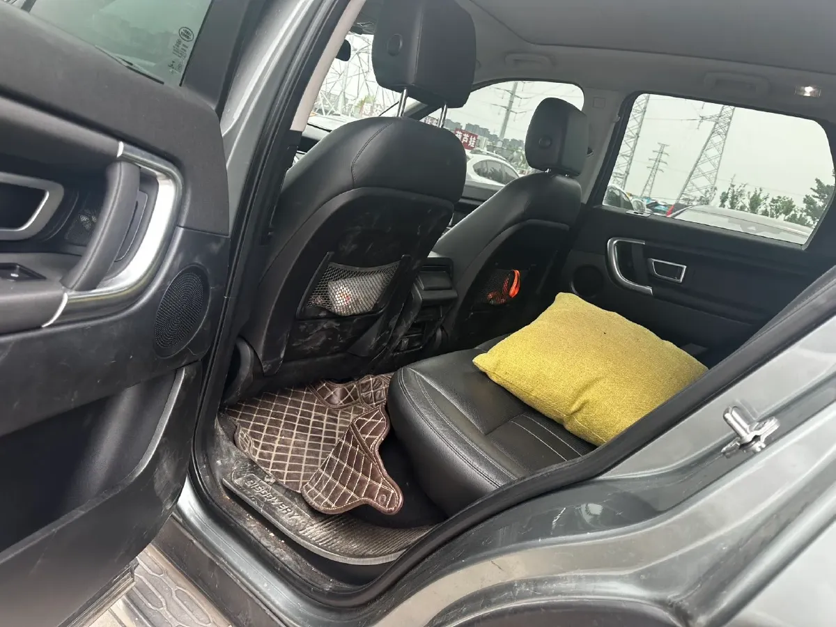 2019 Land Rover Discovery Sport 2.0T 241HP L4 9AT,autocango,china used car exporter,china ev exporter,chinese used car exporter,chinese used ev exporter