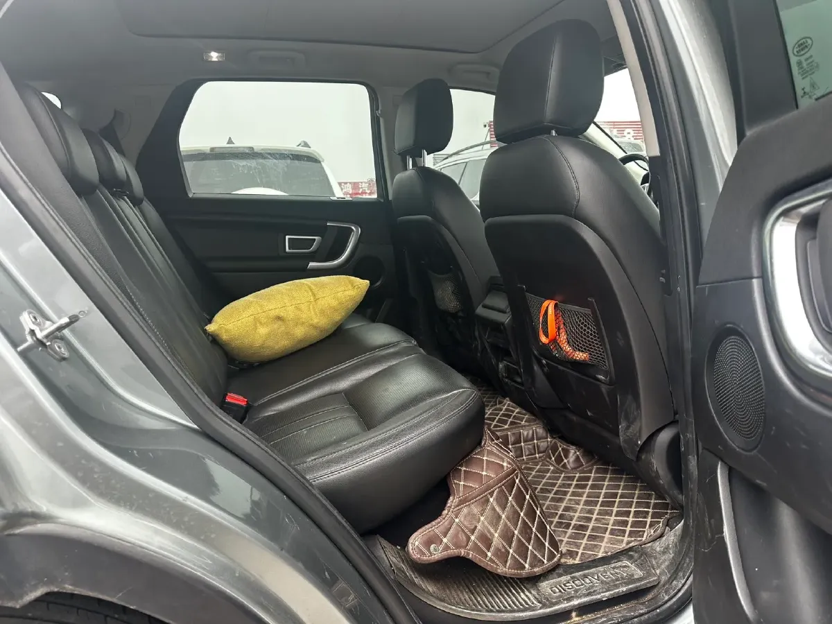 2019 Land Rover Discovery Sport 2.0T 241HP L4 9AT,autocango,china used car exporter,china ev exporter,chinese used car exporter,chinese used ev exporter