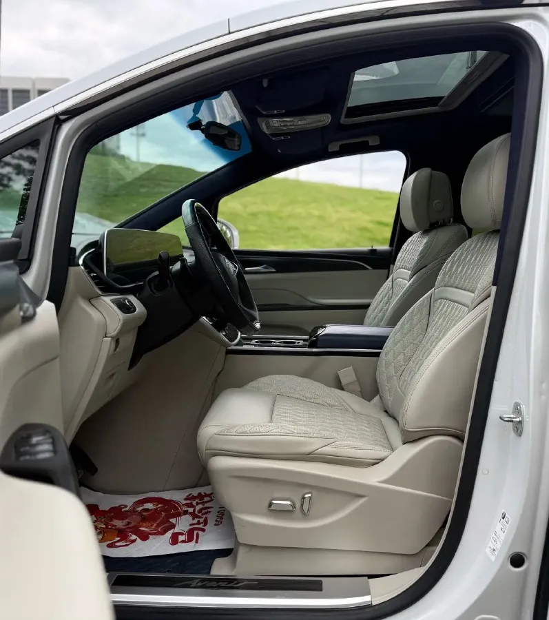 2021 Buick GL8 2.0T 237HP L4 9AT,autocango,china used car exporter,china ev exporter,chinese used car exporter,chinese used ev exporter