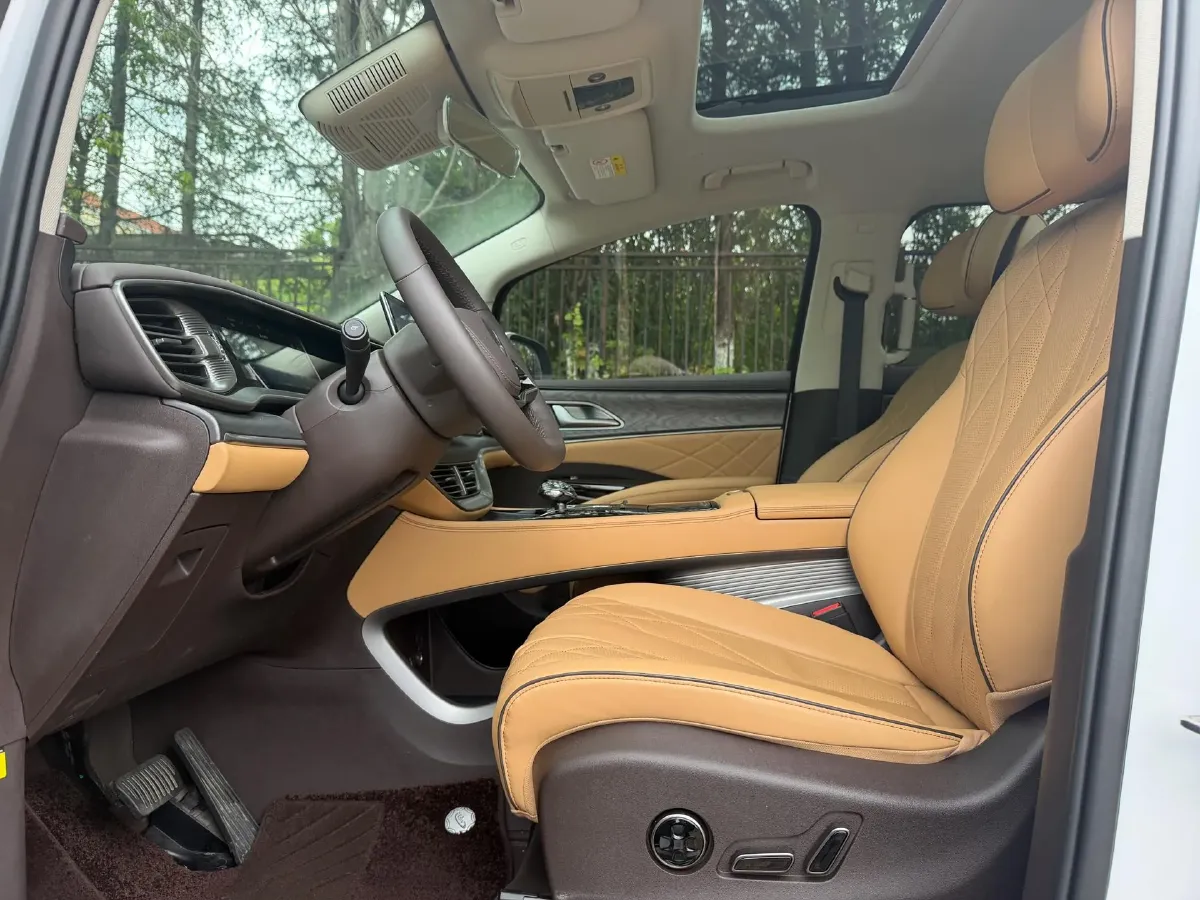 2024 Denza D9 1.5T 139HP L4 E-CVT PHEV 40KWH,autocango,china used car exporter,china ev exporter,chinese used car exporter,chinese used ev exporter