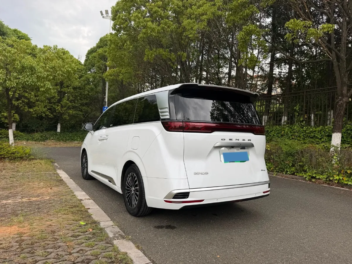 2024 Denza D9 1.5T 139HP L4 E-CVT PHEV 40KWH,autocango,china used car exporter,china ev exporter,chinese used car exporter,chinese used ev exporter