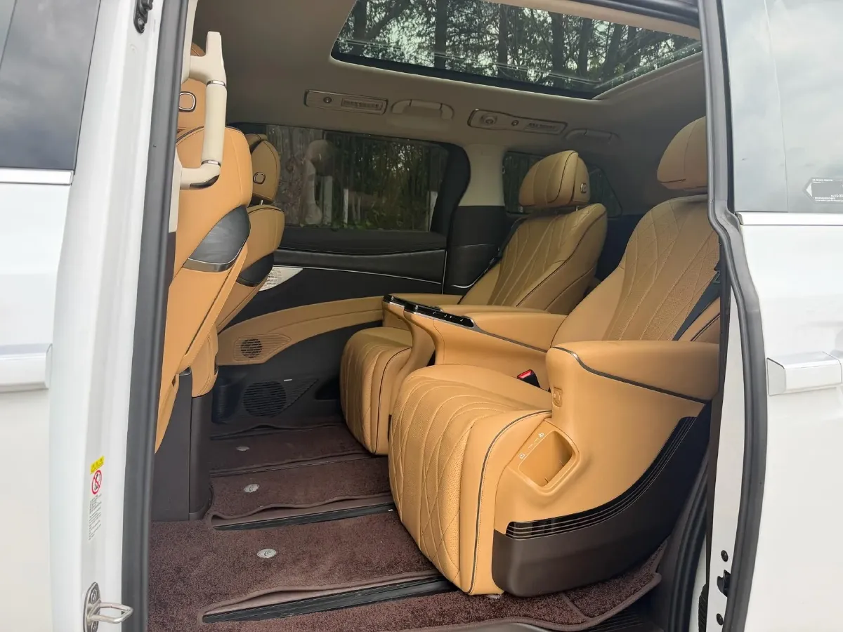 2024 Denza D9 1.5T 139HP L4 E-CVT PHEV 40KWH,autocango,china used car exporter,china ev exporter,chinese used car exporter,chinese used ev exporter