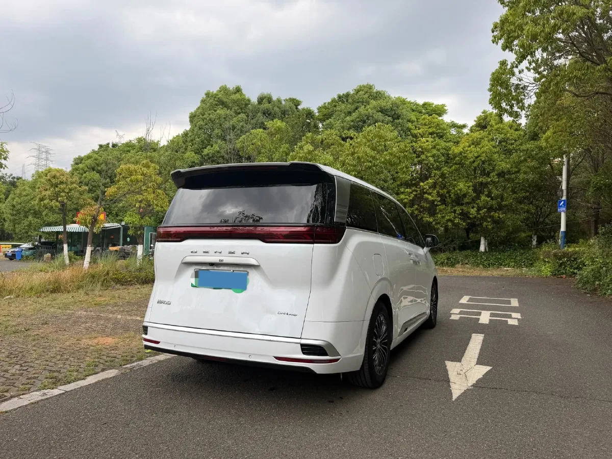 2024 Denza D9 1.5T 139HP L4 E-CVT PHEV 40KWH,autocango,china used car exporter,china ev exporter,chinese used car exporter,chinese used ev exporter