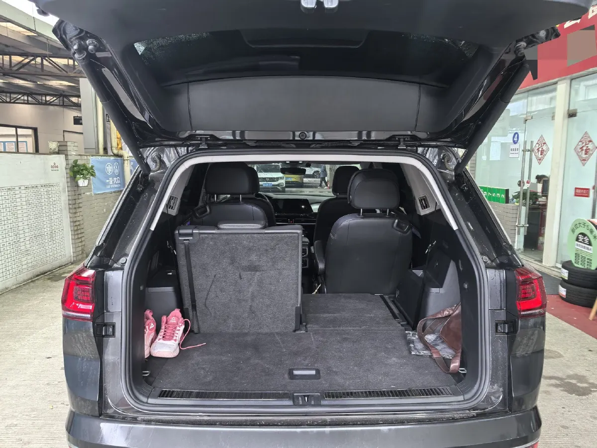 2023 Volkswagen Talagon 2.0T 220HP L4 7DCT,autocango,china used car exporter,china ev exporter,chinese used car exporter,chinese used ev exporter