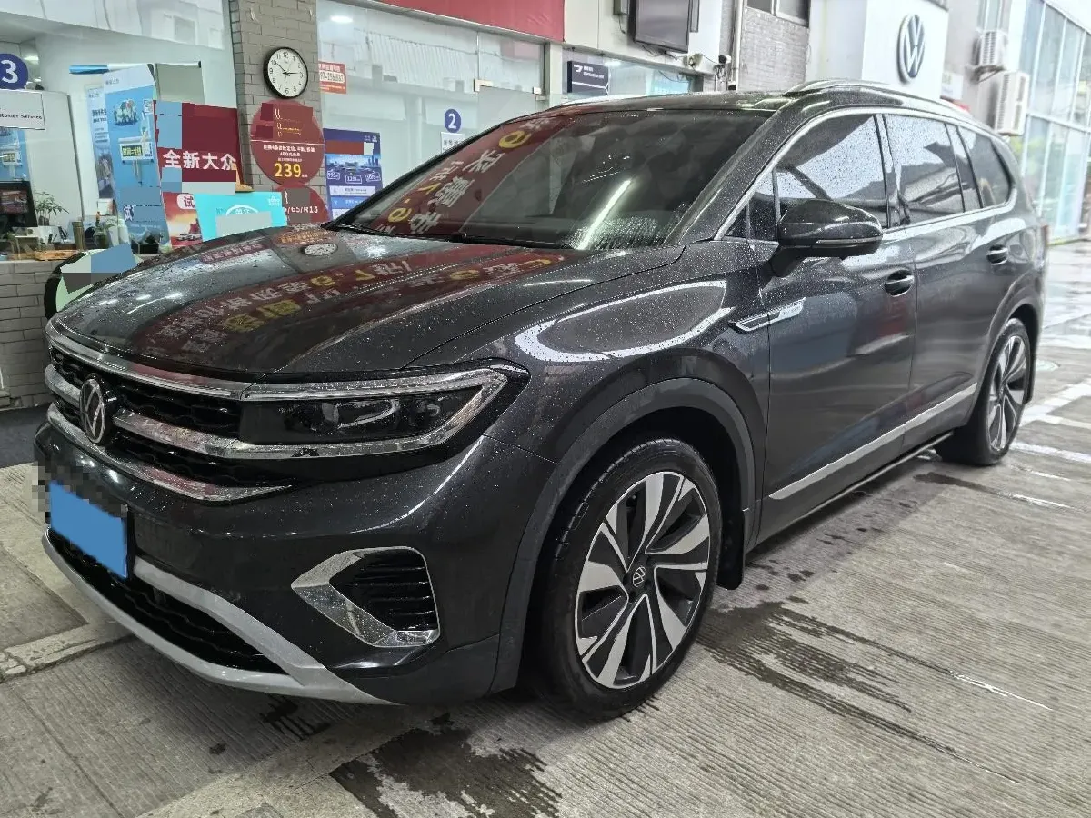 2023 Volkswagen Talagon 2.0T 220HP L4 7DCT,autocango,china used car exporter,china ev exporter,chinese used car exporter,chinese used ev exporter