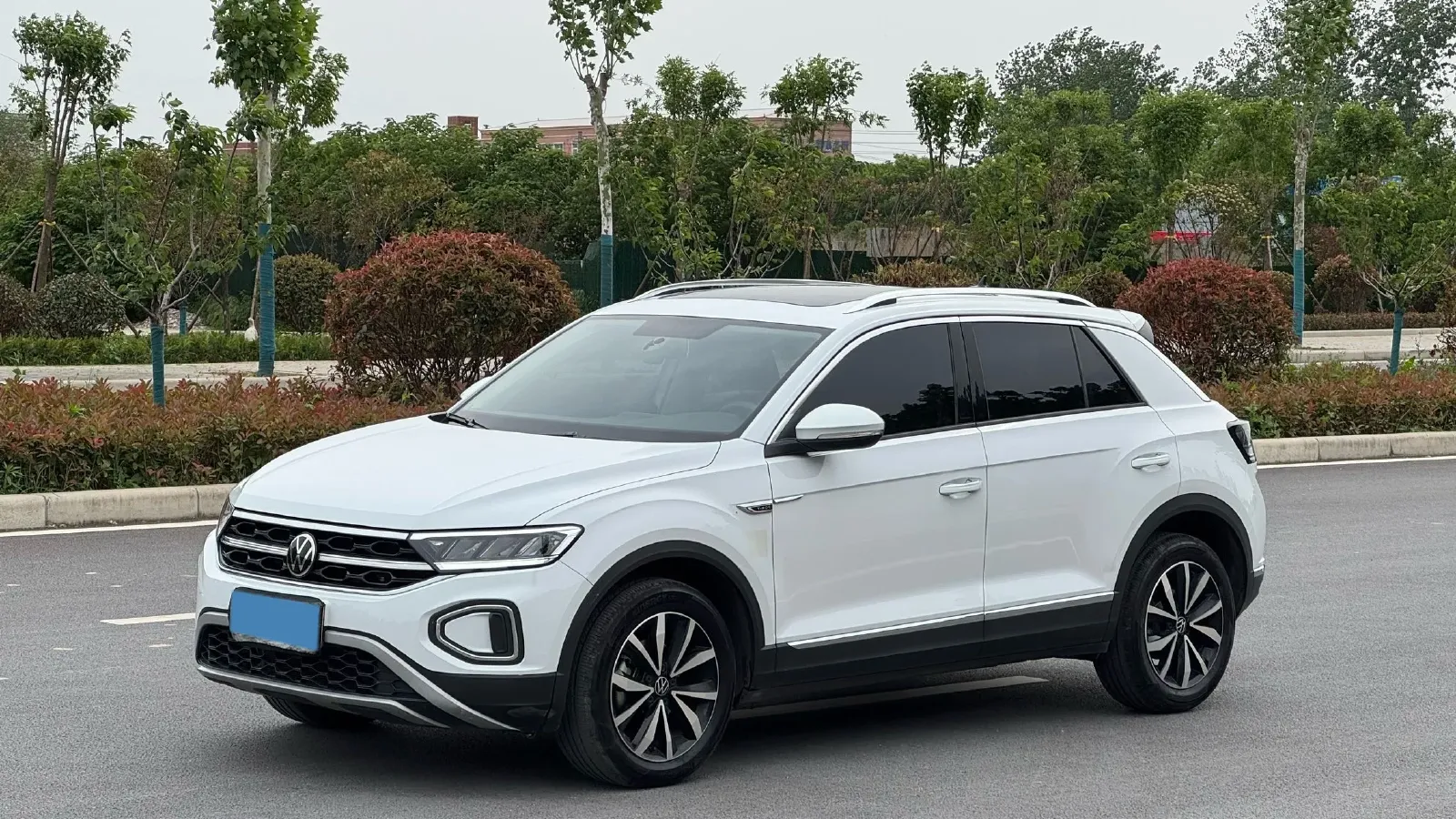 2023 Volkswagen T-Roc 1.4T 150HP L4 7DCT,autocango,china used car exporter,china ev exporter,chinese used car exporter,chinese used ev exporter