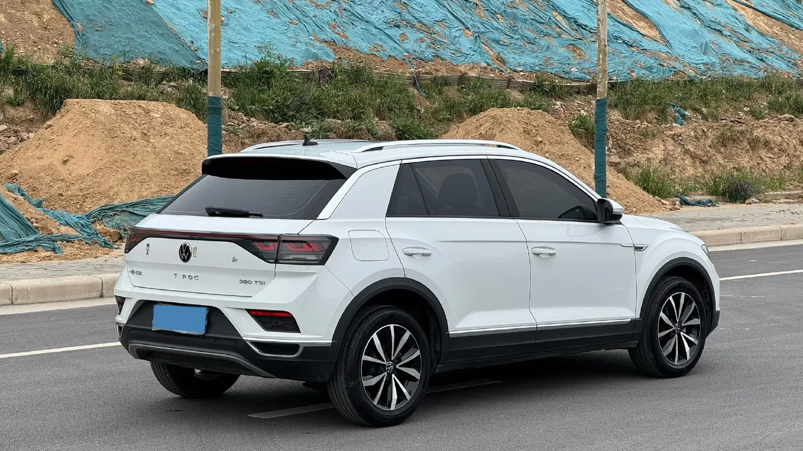2023 Volkswagen T-Roc 1.4T 150HP L4 7DCT,autocango,china used car exporter,china ev exporter,chinese used car exporter,chinese used ev exporter