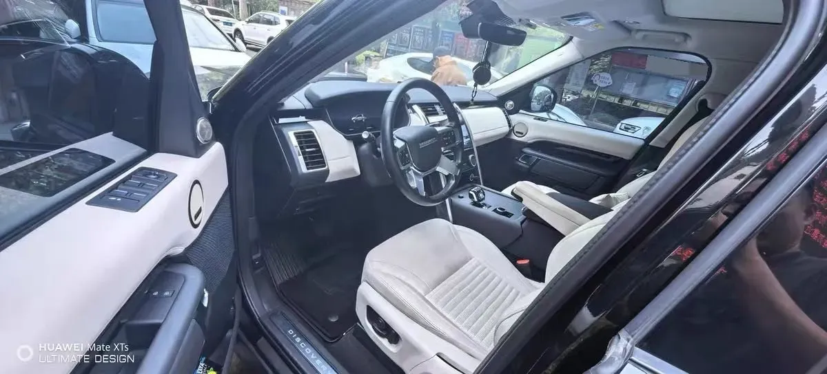 2024 Land Rover Discovery 3.0T 360HP L6 8AT,autocango,china used car exporter,china ev exporter,chinese used car exporter,chinese used ev exporter