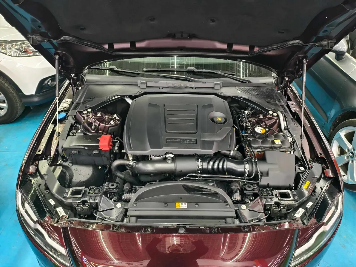 2018 Mercedes-Benz E Class 2.0T 184HP L4 9AT,autocango,china used car exporter,china ev exporter,chinese used car exporter,chinese used ev exporter