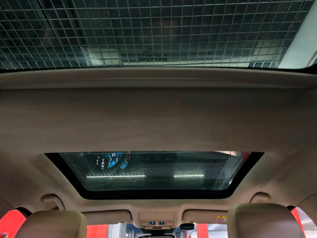 2018 Mercedes-Benz E Class 2.0T 184HP L4 9AT,autocango,china used car exporter,china ev exporter,chinese used car exporter,chinese used ev exporter