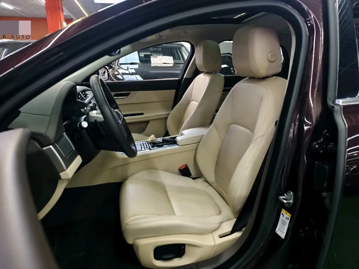 2018 Mercedes-Benz E Class 2.0T 184HP L4 9AT,autocango,china used car exporter,china ev exporter,chinese used car exporter,chinese used ev exporter