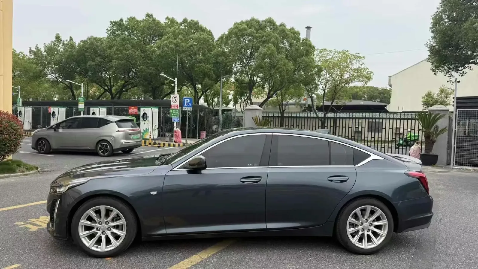 2021 Cadillac CT5 2.0T 237HP L4 10AT,autocango,china used car exporter,china ev exporter,chinese used car exporter,chinese used ev exporter