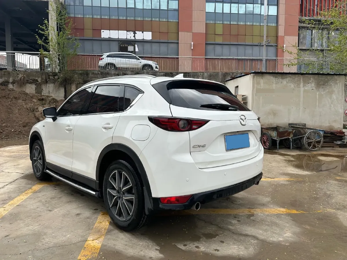 2017 Mazda CX-5 2.5L 196HP L4 6AT,autocango,china used car exporter,china ev exporter,chinese used car exporter,chinese used ev exporter