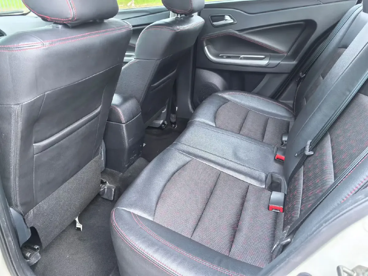 2018 HaiMa Family F5 1.6L 125HP L4 6AT,autocango,china used car exporter,china ev exporter,chinese used car exporter,chinese used ev exporter