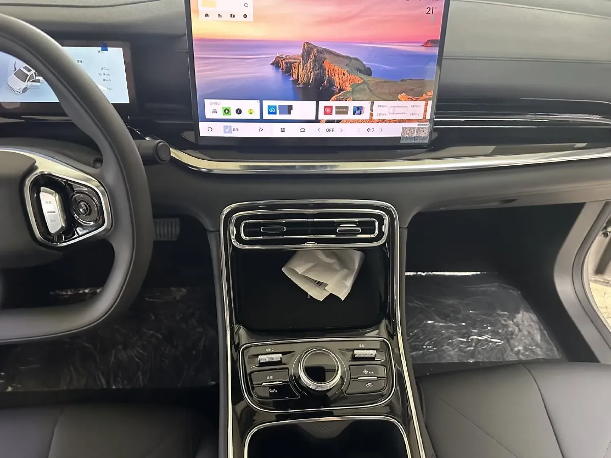 2025 Geely Galaxy L6 1.5L 112HP L4 1DHT PHEV 8.5KWH,autocango,china used car exporter,china ev exporter,chinese used car exporter,chinese used ev exporter