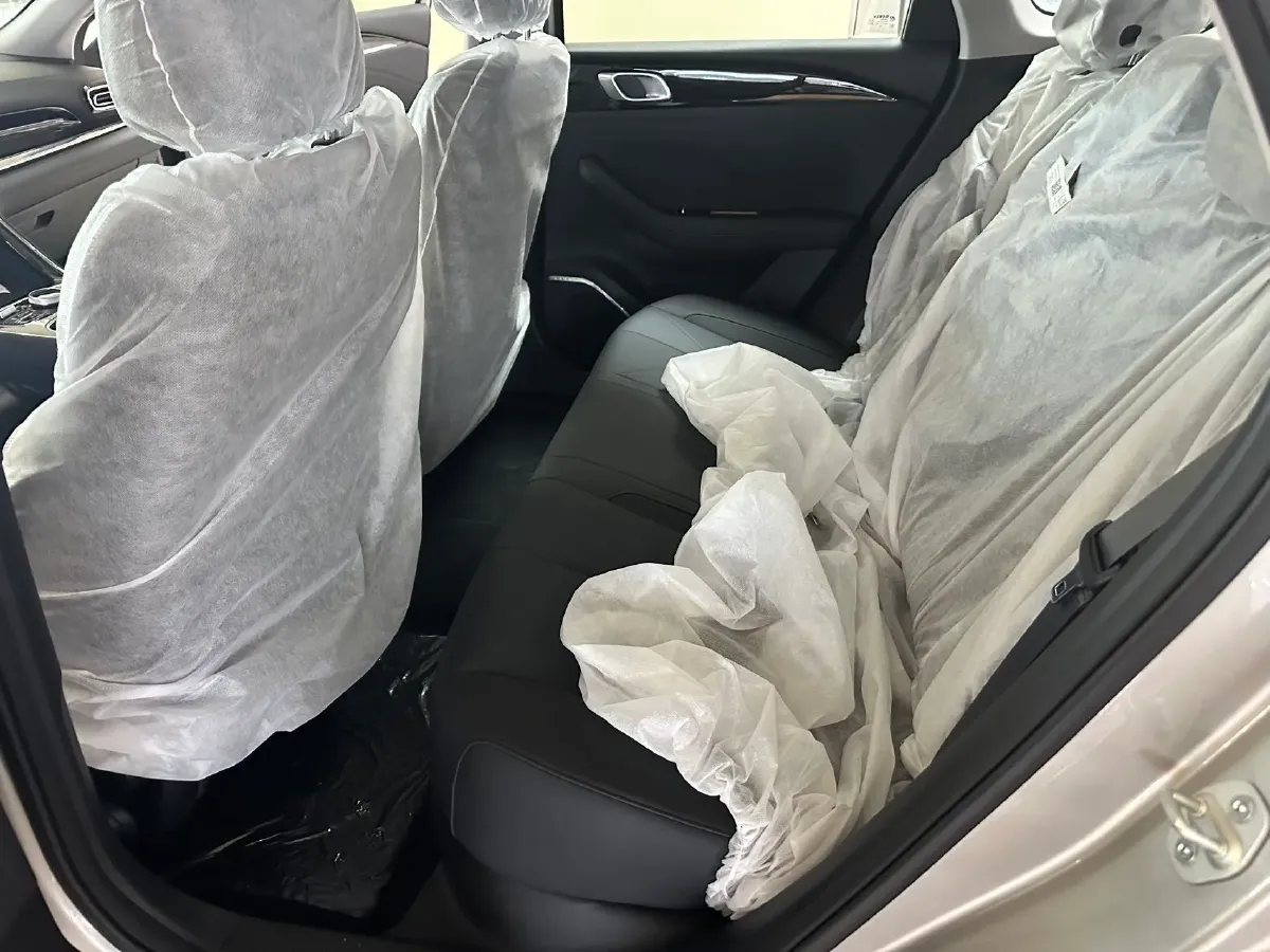 2025 Geely Galaxy L6 1.5L 112HP L4 1DHT PHEV 8.5KWH,autocango,china used car exporter,china ev exporter,chinese used car exporter,chinese used ev exporter