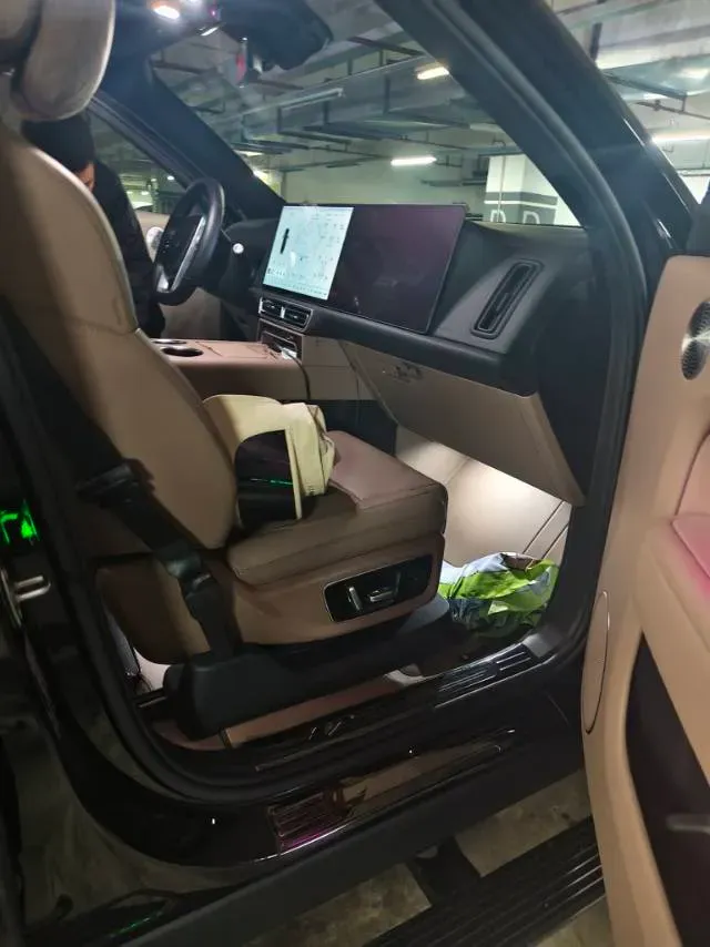 2025 Li L9 Range Extended 154HP REEV,autocango,china used car exporter,china ev exporter,chinese used car exporter,chinese used ev exporter