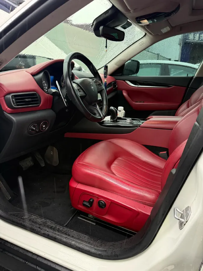 2018 Jaguar XJ 3.0T 340HP V6 8AT,autocango,china used car exporter,china ev exporter,chinese used car exporter,chinese used ev exporter