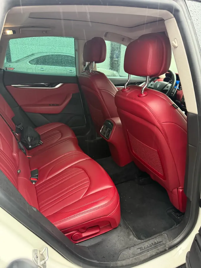 2018 Jaguar XJ 3.0T 340HP V6 8AT,autocango,china used car exporter,china ev exporter,chinese used car exporter,chinese used ev exporter