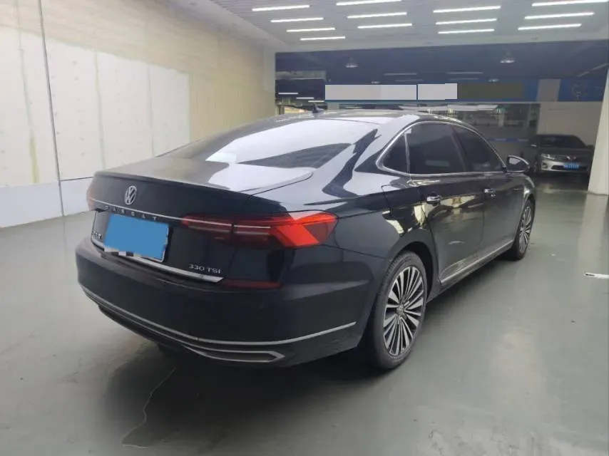 2020 Volkswagen Passat 2.0T 186HP L4 7DCT,autocango,china used car exporter,china ev exporter,chinese used car exporter,chinese used ev exporter