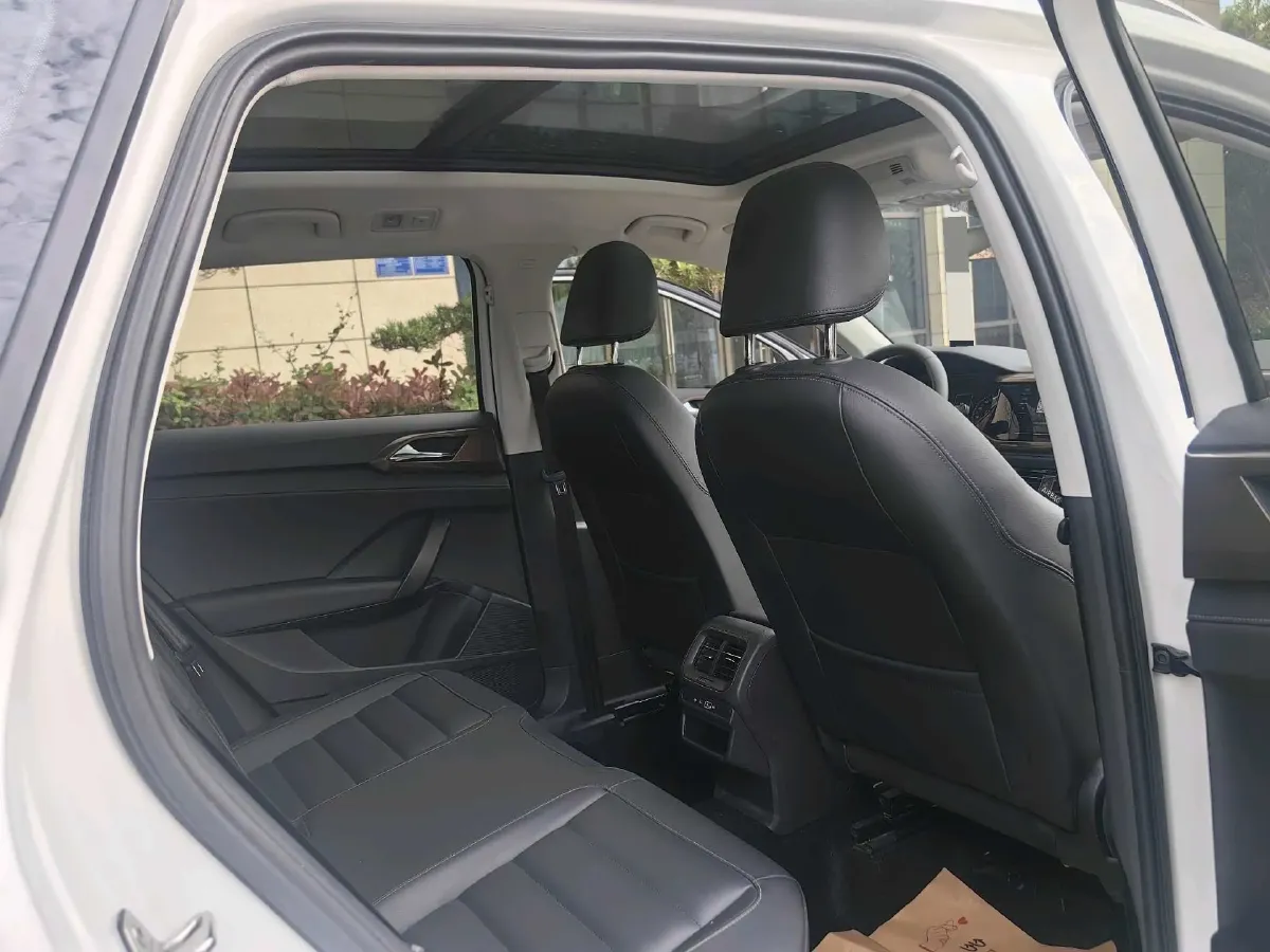 2021 Volkswagen Tharu 1.4T 150HP L4 7DCT,autocango,china used car exporter,china ev exporter,chinese used car exporter,chinese used ev exporter