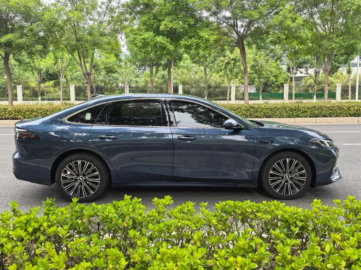 2025 Geely Galaxy A7 1.5L 112HP L4 1DHT PHEV,autocango,china used car exporter,china ev exporter,chinese used car exporter,chinese used ev exporter