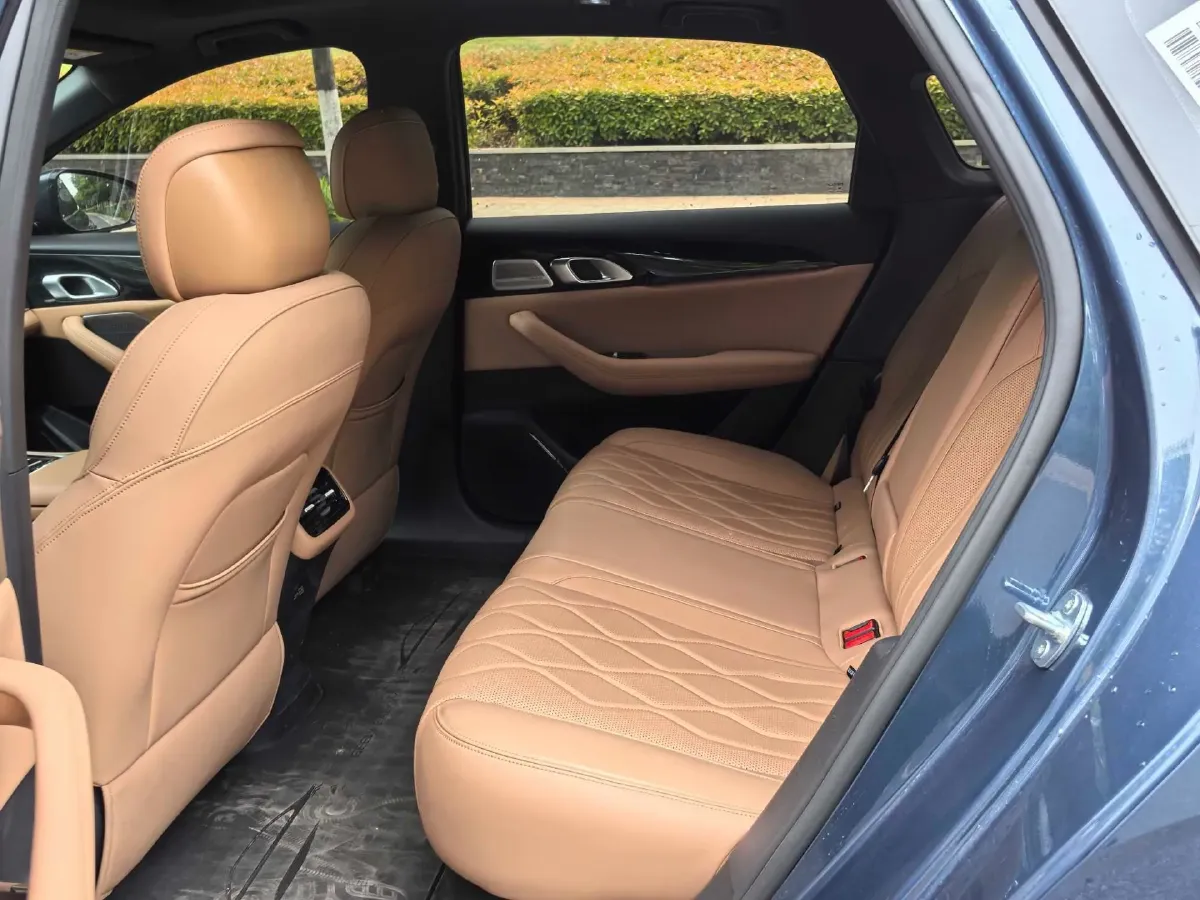 2025 Geely Galaxy A7 1.5L 112HP L4 1DHT PHEV,autocango,china used car exporter,china ev exporter,chinese used car exporter,chinese used ev exporter