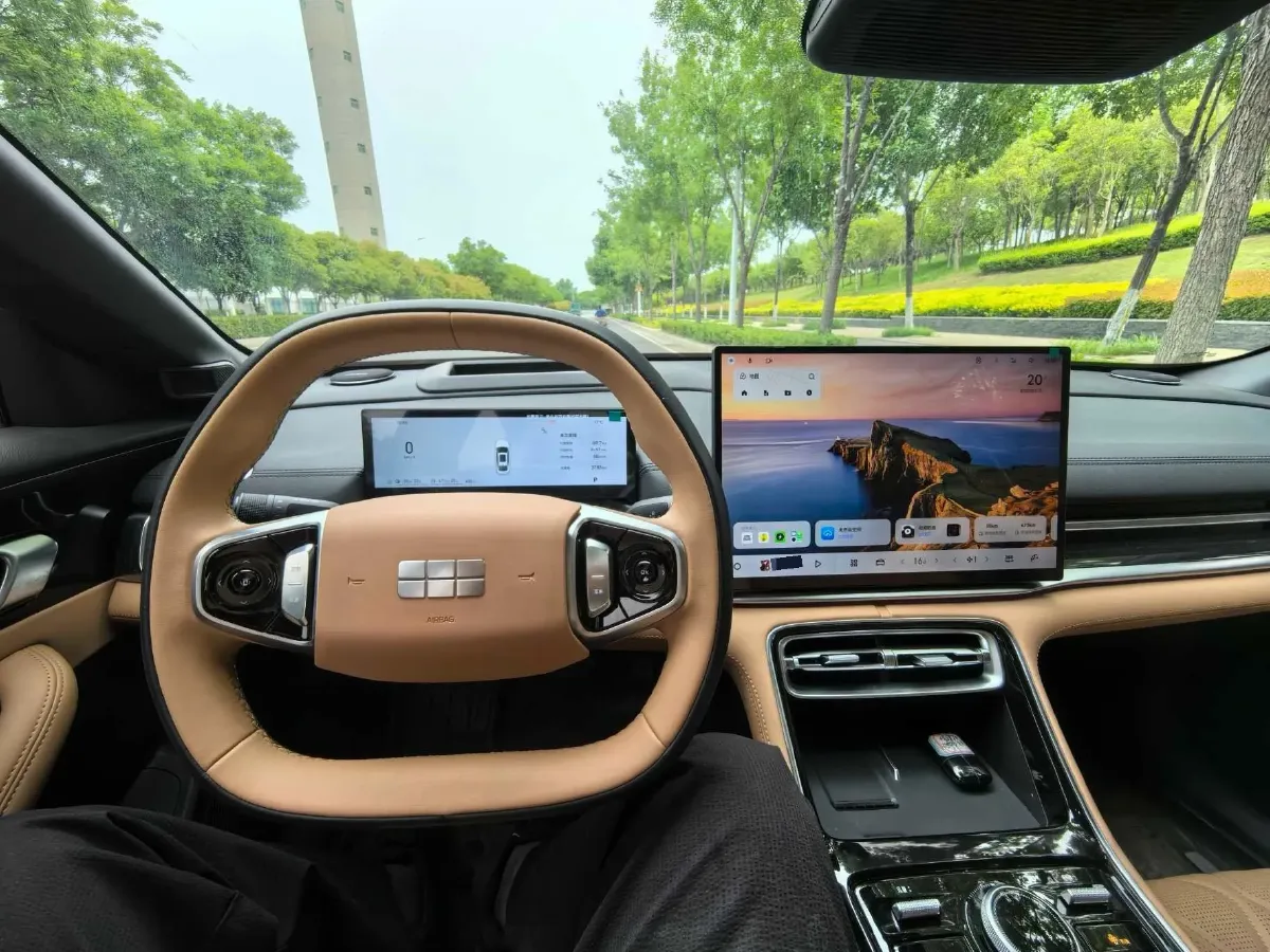 2025 Geely Galaxy A7 1.5L 112HP L4 1DHT PHEV,autocango,china used car exporter,china ev exporter,chinese used car exporter,chinese used ev exporter