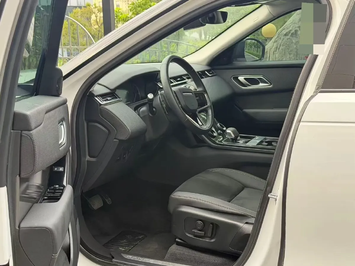 2023 Land Rover Range Rover Velar 2.0T 250HP L4 8AT,autocango,china used car exporter,china ev exporter,chinese used car exporter,chinese used ev exporter