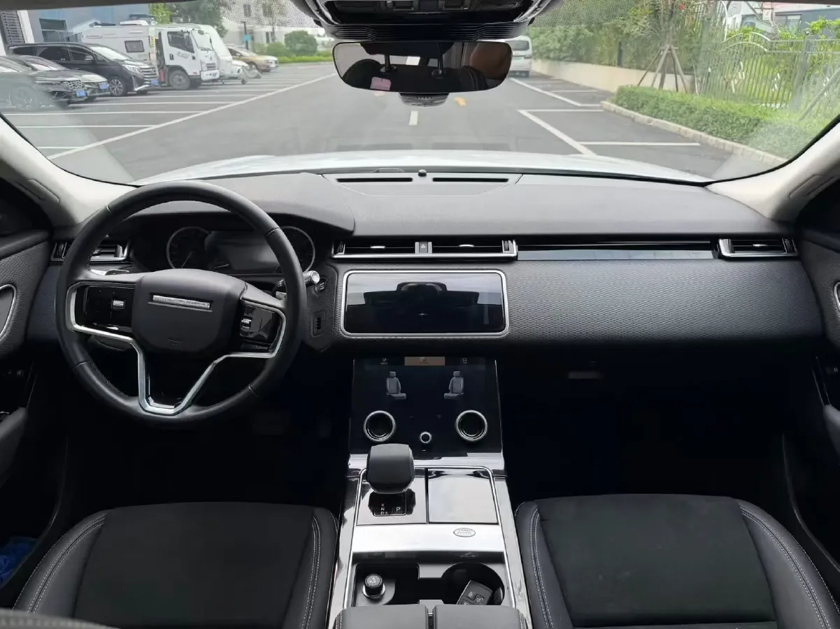 2023 Land Rover Range Rover Velar 2.0T 250HP L4 8AT,autocango,china used car exporter,china ev exporter,chinese used car exporter,chinese used ev exporter