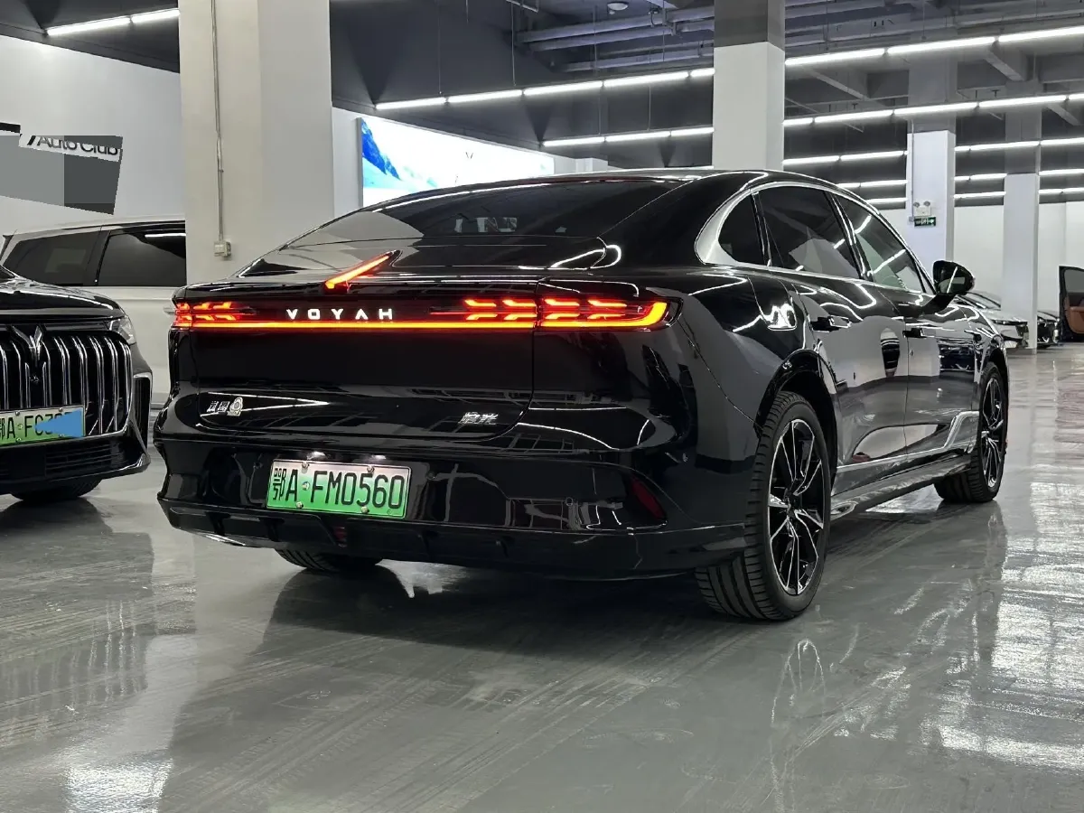 2024 Voyah ZhuiGuang 1.5T 136HP L4 PHEV 43KWH,autocango,china used car exporter,china ev exporter,chinese used car exporter,chinese used ev exporter