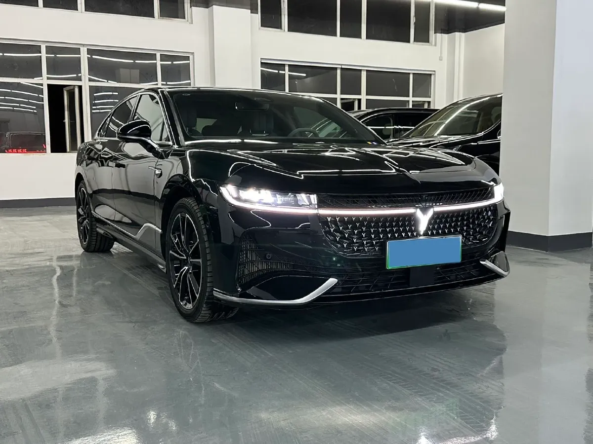 2024 Voyah ZhuiGuang 1.5T 136HP L4 PHEV 43KWH,autocango,china used car exporter,china ev exporter,chinese used car exporter,chinese used ev exporter