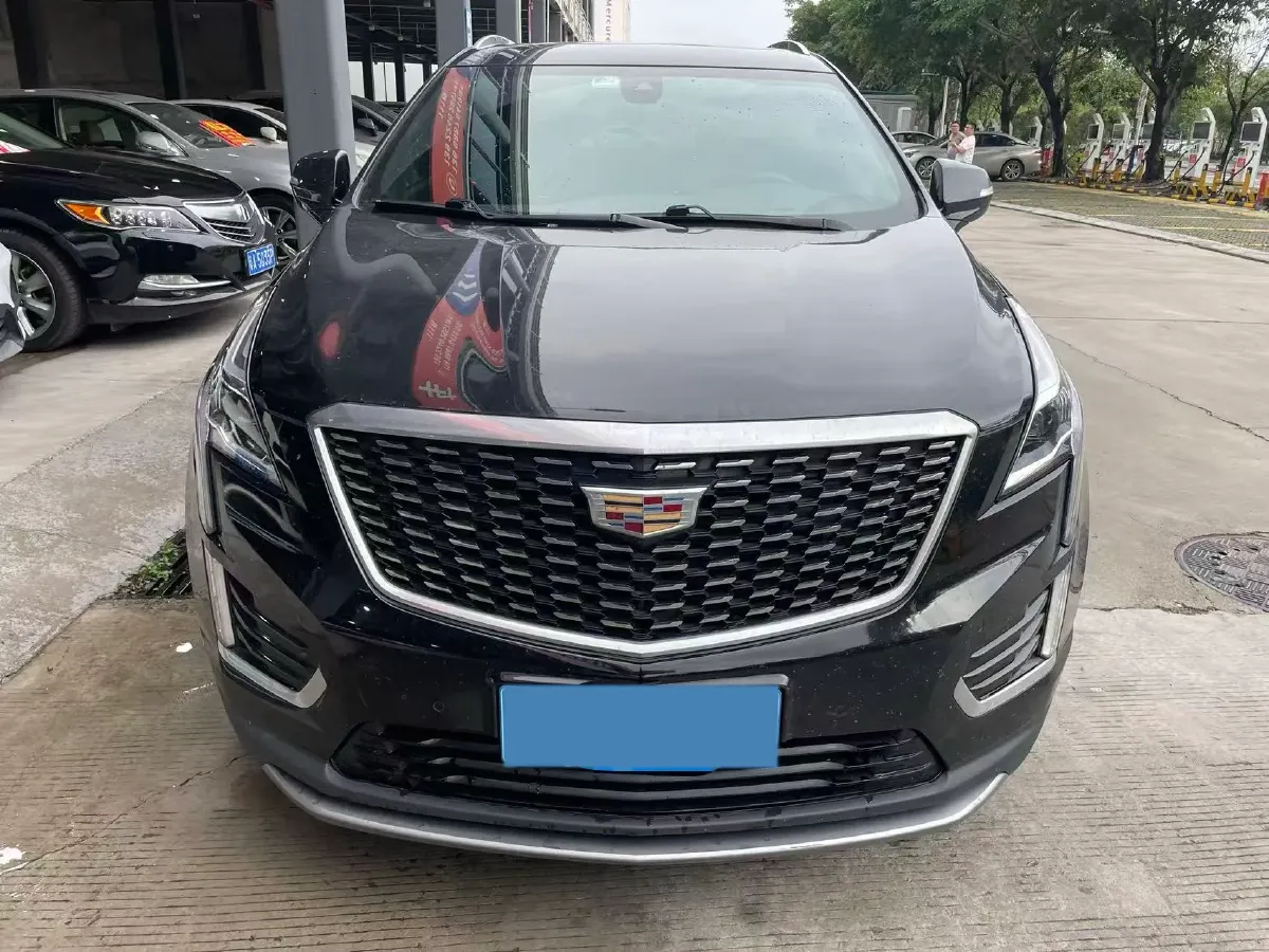 2020 Cadillac XT5 2.0T 241HP L4 9AT,autocango,china used car exporter,china ev exporter,chinese used car exporter,chinese used ev exporter