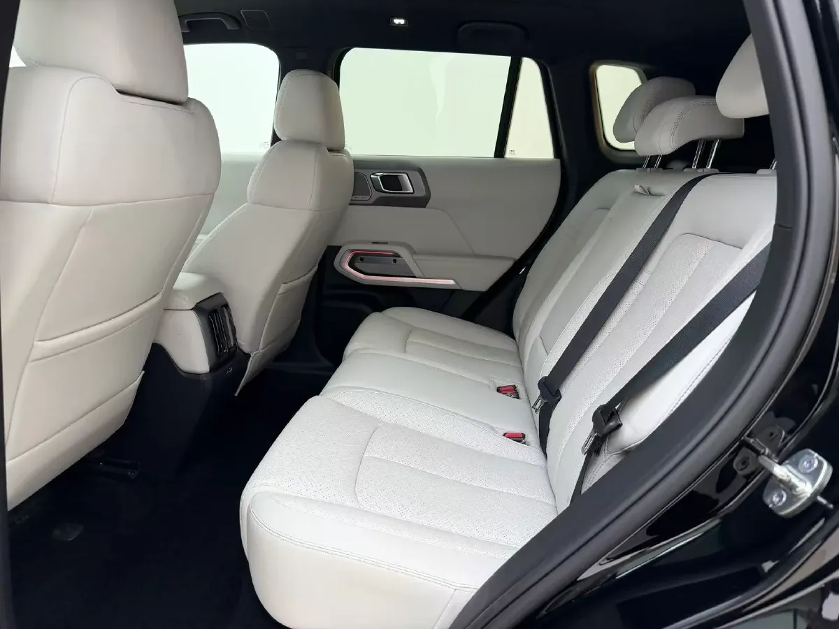 2025 FangChengBao Tai 3 BEV,autocango,china used car exporter,china ev exporter,chinese used car exporter,chinese used ev exporter