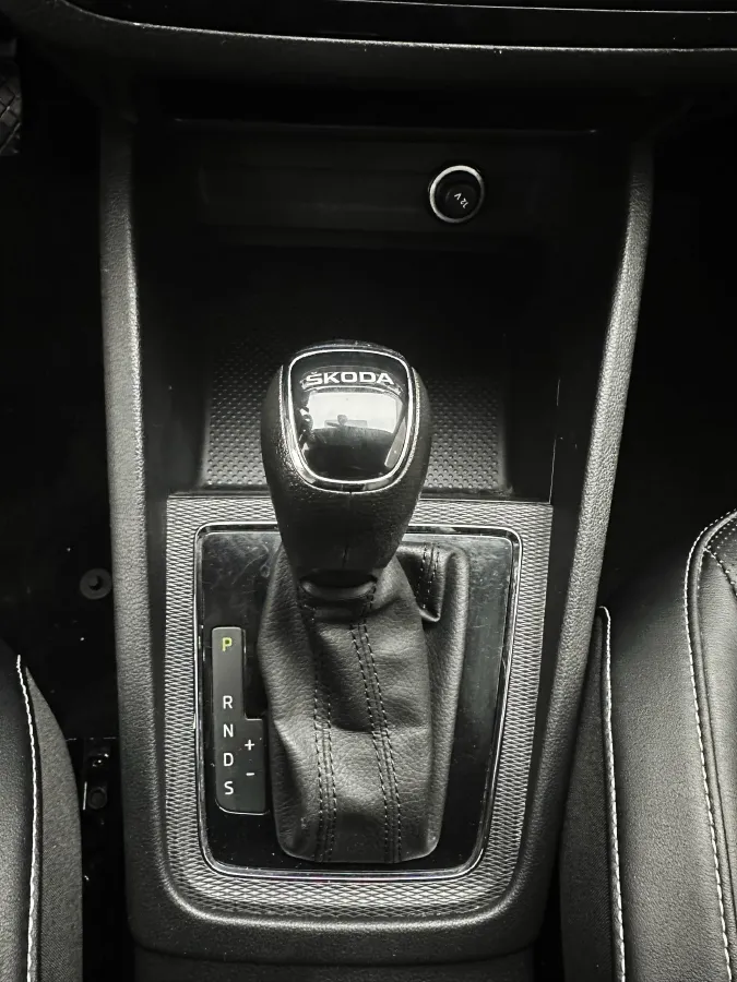 2022 Skoda Kamiq 1.5L 112HP L4 6AT,autocango,china used car exporter,china ev exporter,chinese used car exporter,chinese used ev exporter