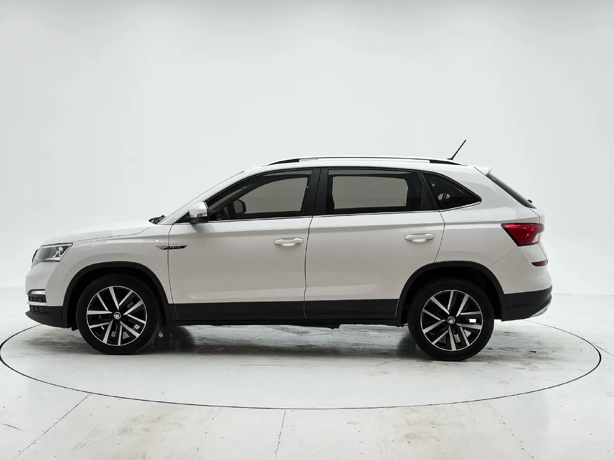 2022 Skoda Kamiq 1.5L 112HP L4 6AT,autocango,china used car exporter,china ev exporter,chinese used car exporter,chinese used ev exporter