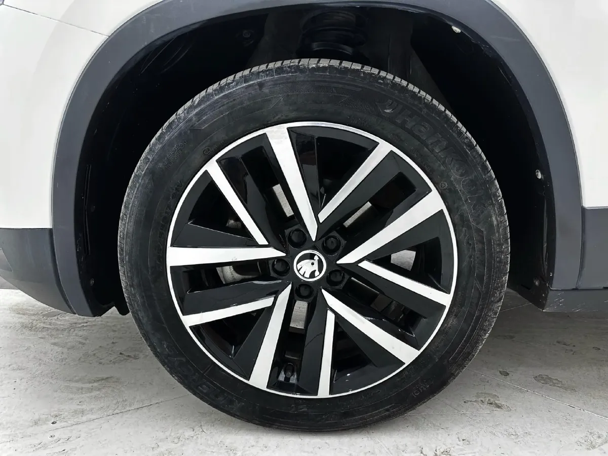 2022 Skoda Kamiq 1.5L 112HP L4 6AT,autocango,china used car exporter,china ev exporter,chinese used car exporter,chinese used ev exporter