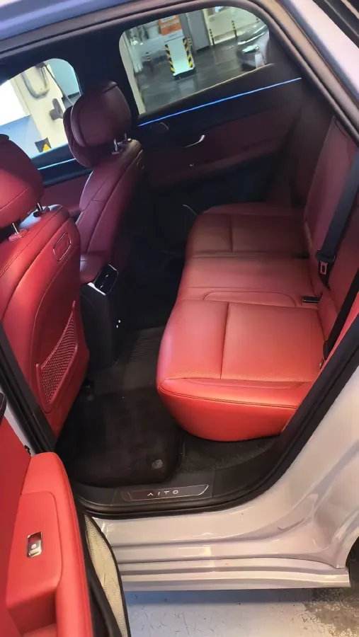 2024 AITO AITO M5 1.5T 152HP L4 REEV 42KWH,autocango,china used car exporter,china ev exporter,chinese used car exporter,chinese used ev exporter