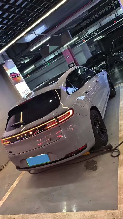 2024 AITO AITO M5 1.5T 152HP L4 REEV 42KWH,autocango,china used car exporter,china ev exporter,chinese used car exporter,chinese used ev exporter