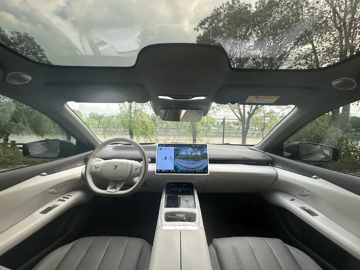 2026 Deepal L07 BEV,autocango,china used car exporter,china ev exporter,chinese used car exporter,chinese used ev exporter