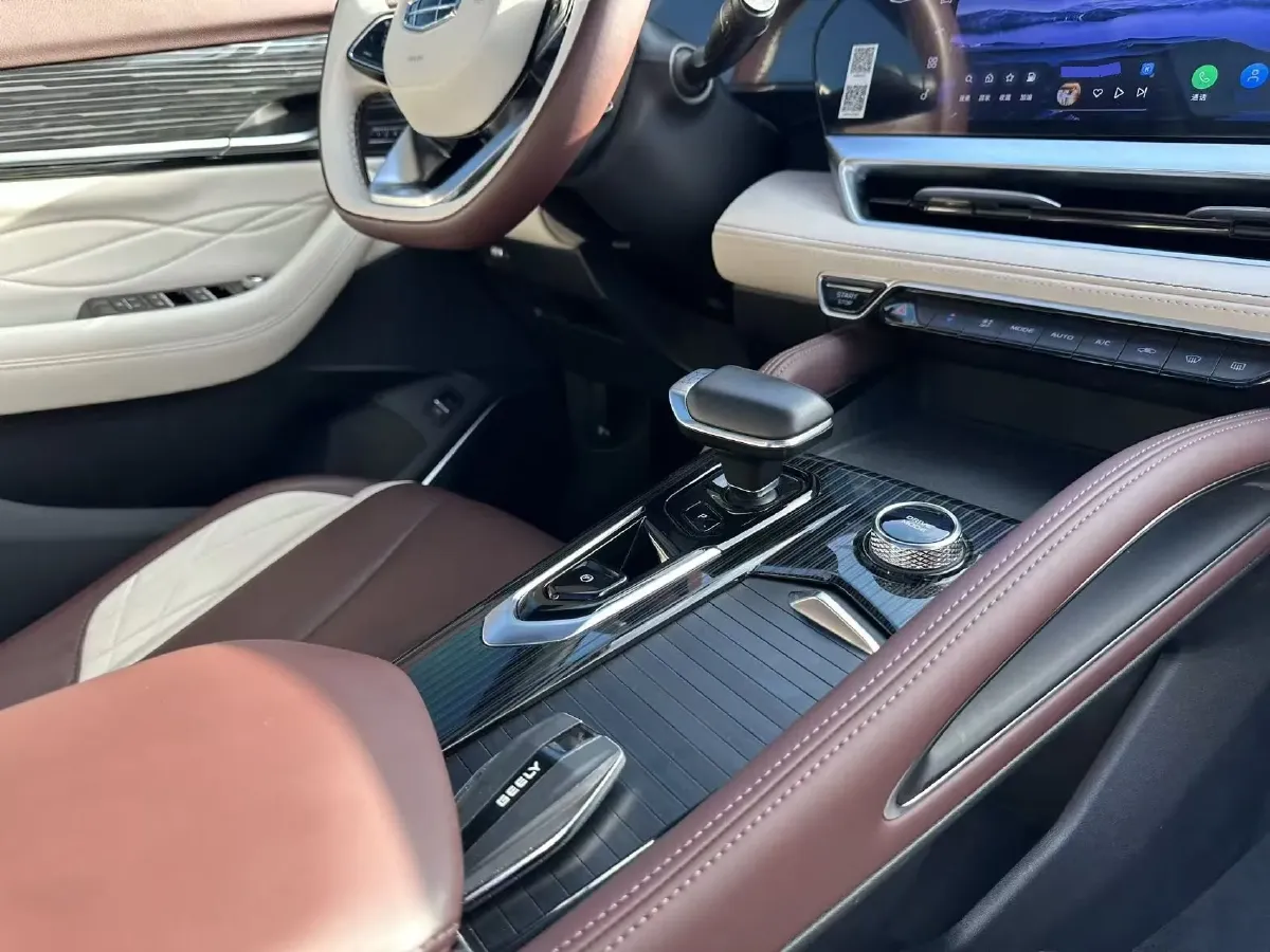 2021 Geely Monjaro 2.0T 218HP L4 7DCT,autocango,china used car exporter,china ev exporter,chinese used car exporter,chinese used ev exporter