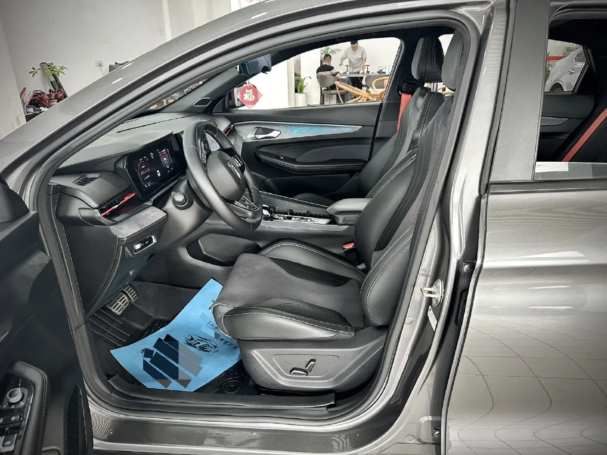 2022 Geely Binray 1.5T 181HP L4 7DCT,autocango,china used car exporter,china ev exporter,chinese used car exporter,chinese used ev exporter