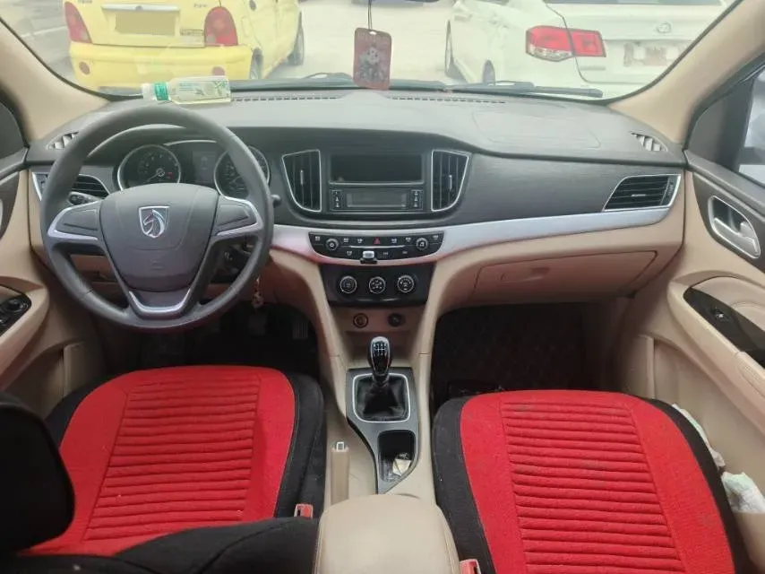 2018 BaoJun 530 1.5T 150HP L4 6MT,autocango,china used car exporter,china ev exporter,chinese used car exporter,chinese used ev exporter