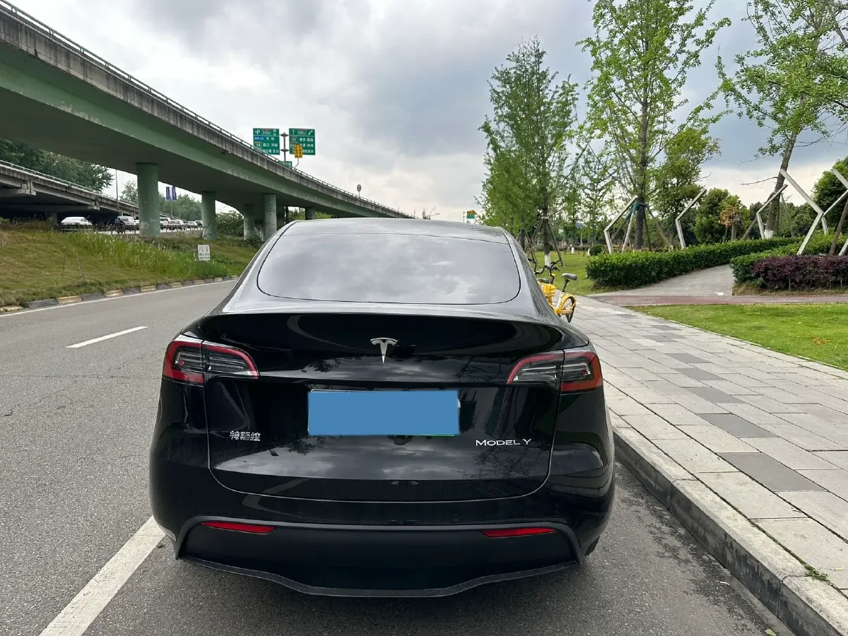 2023 Tesla Model Y BEV 78.4KWH,autocango,china used car exporter,china ev exporter,chinese used car exporter,chinese used ev exporter