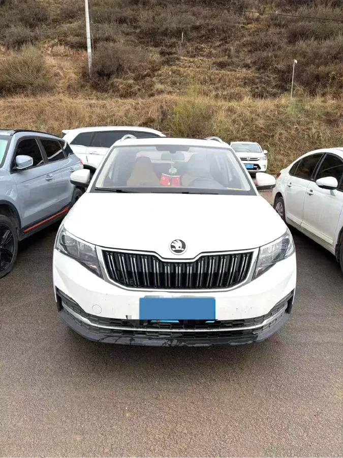 2022 Skoda Kamiq 1.5L 112HP L4 6AT,autocango,china used car exporter,china ev exporter,chinese used car exporter,chinese used ev exporter