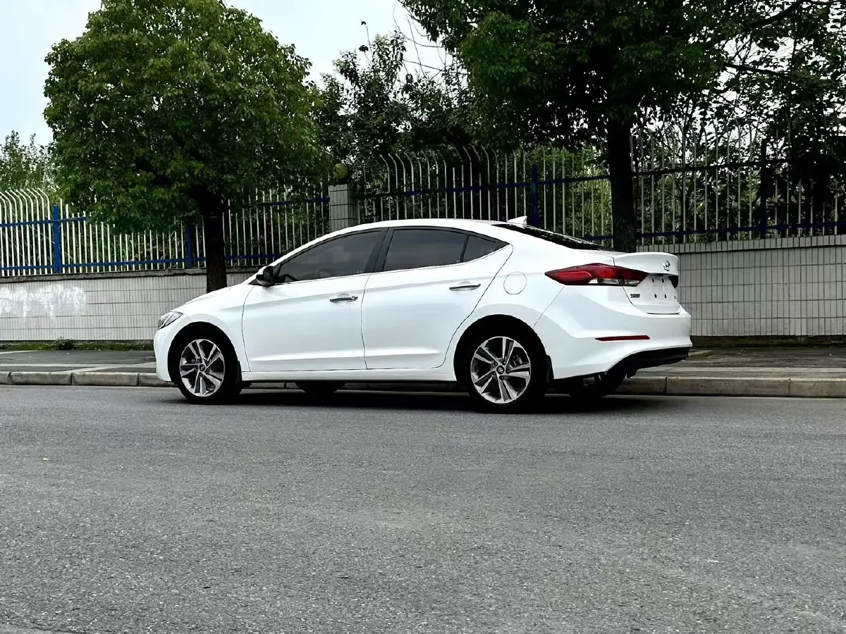 2018 Hyundai Elantra 1.6L 130HP L4 6AT,autocango,china used car exporter,china ev exporter,chinese used car exporter,chinese used ev exporter